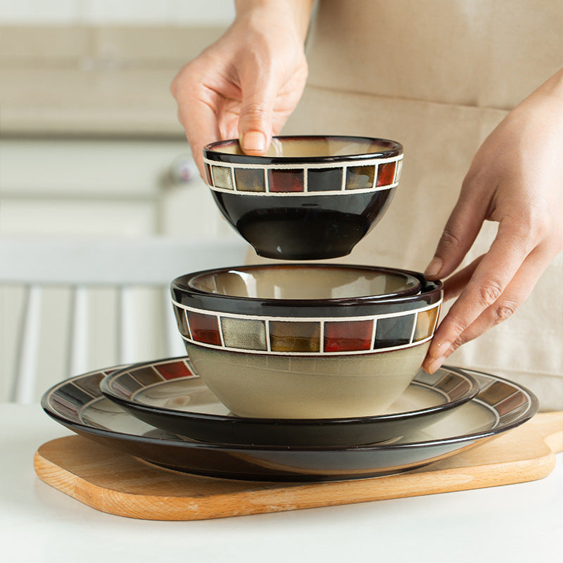 Classic Retro Dinnerware