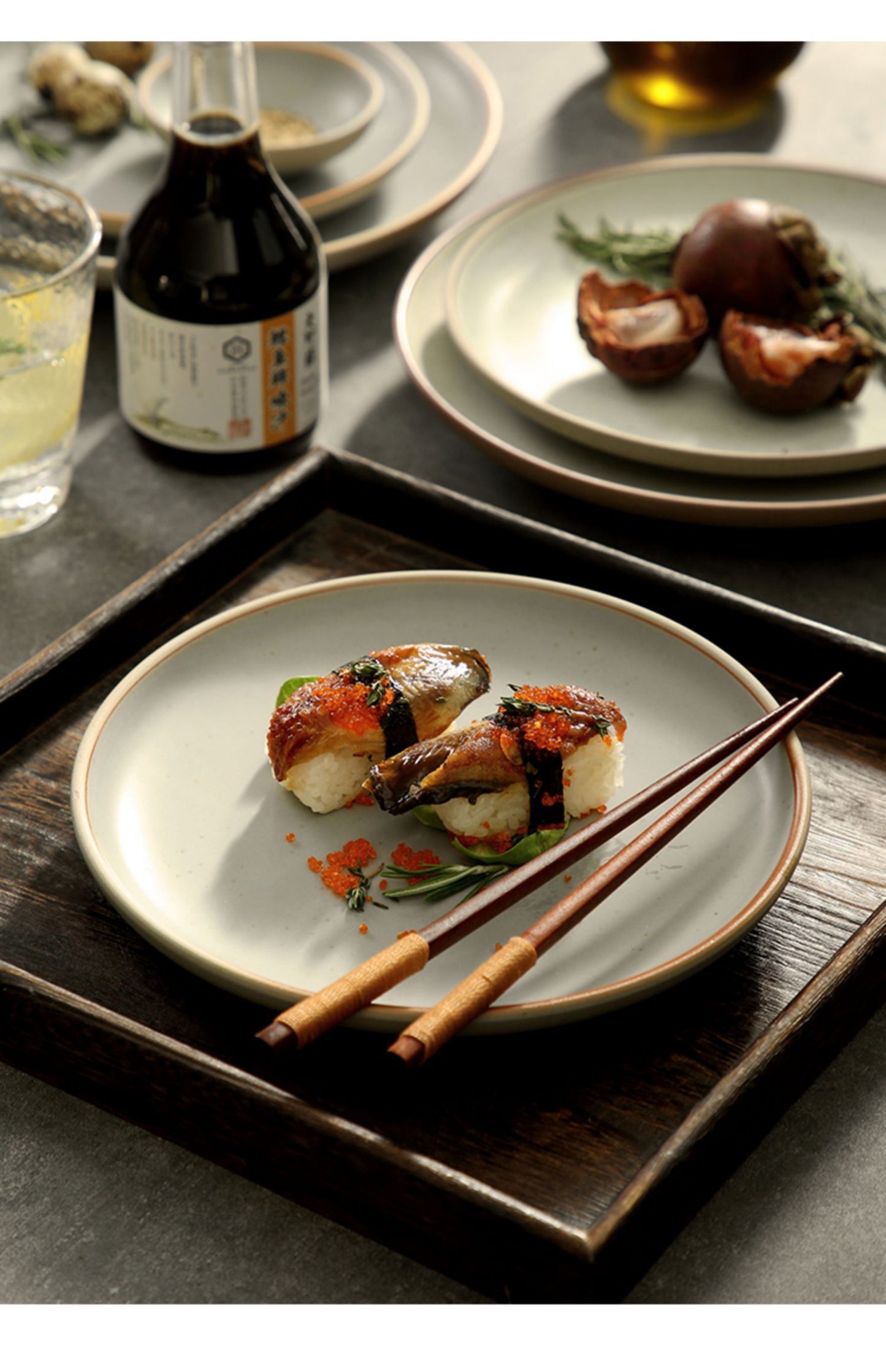 Round Light Ceramic Plate