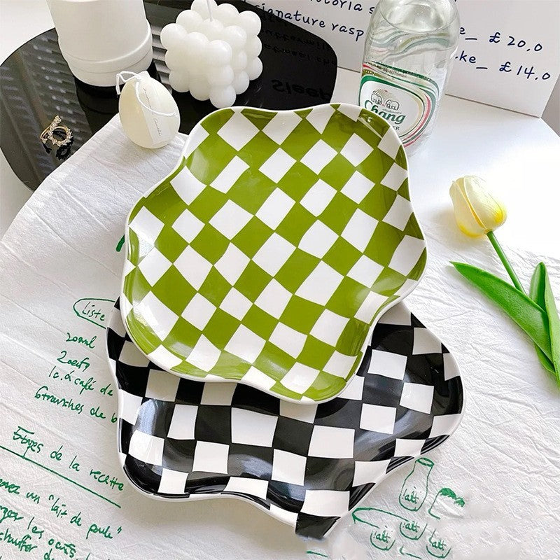 Black And White Green Irregular Cloud Plate