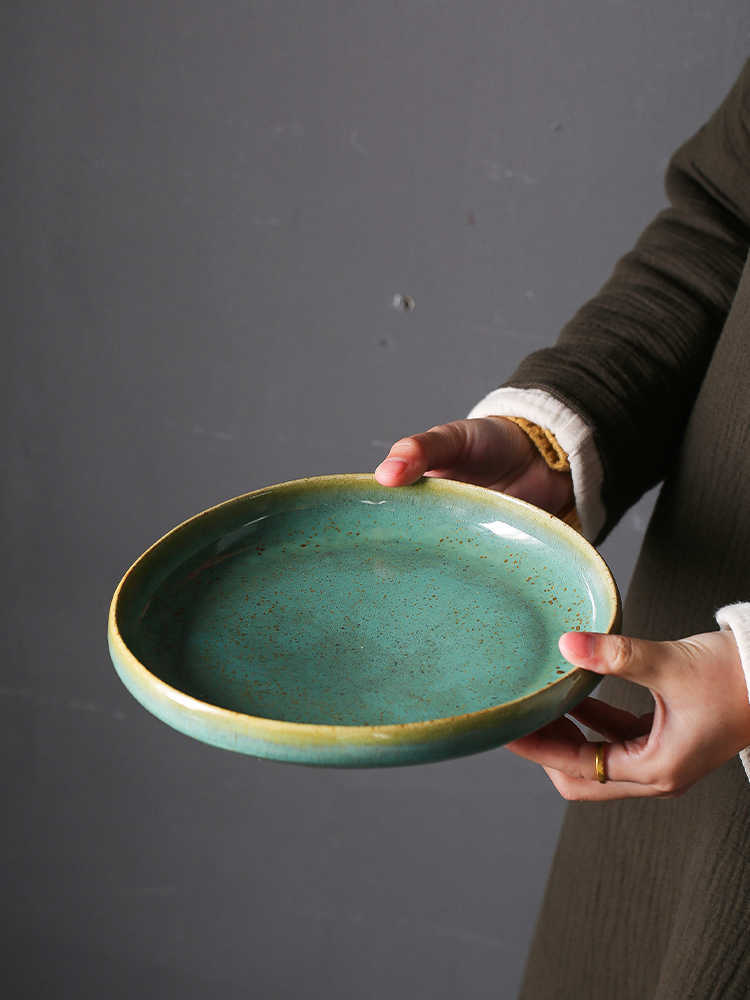 Simple Ceramic Irregular Shaped Creative Plate