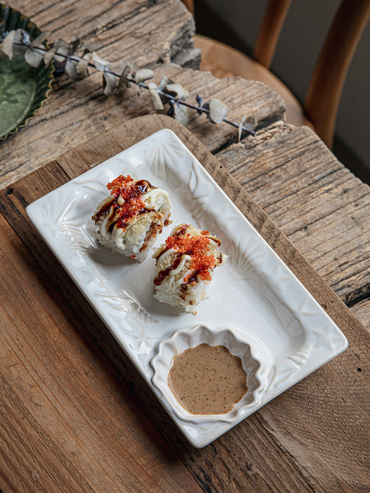 Keramička ploča u obliku školjke