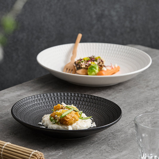 Household Black And White Ceramic Plate