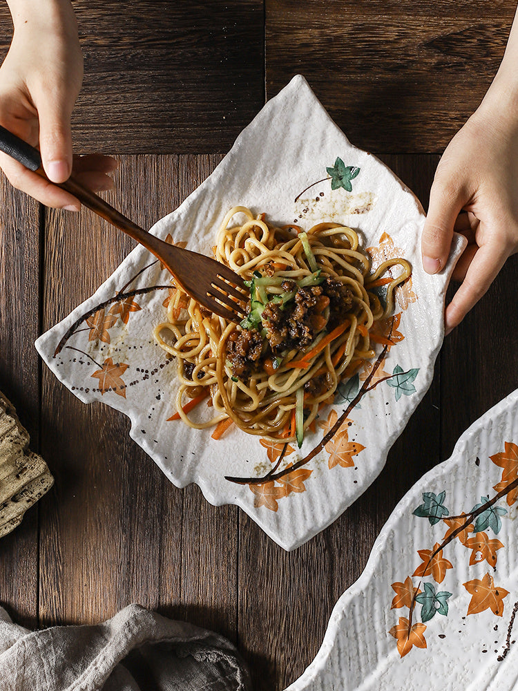 Hand-painted Ceramic Special-shaped Plate