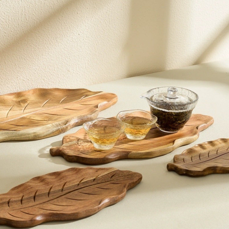 Leaf Pattern Long Wooden Plate