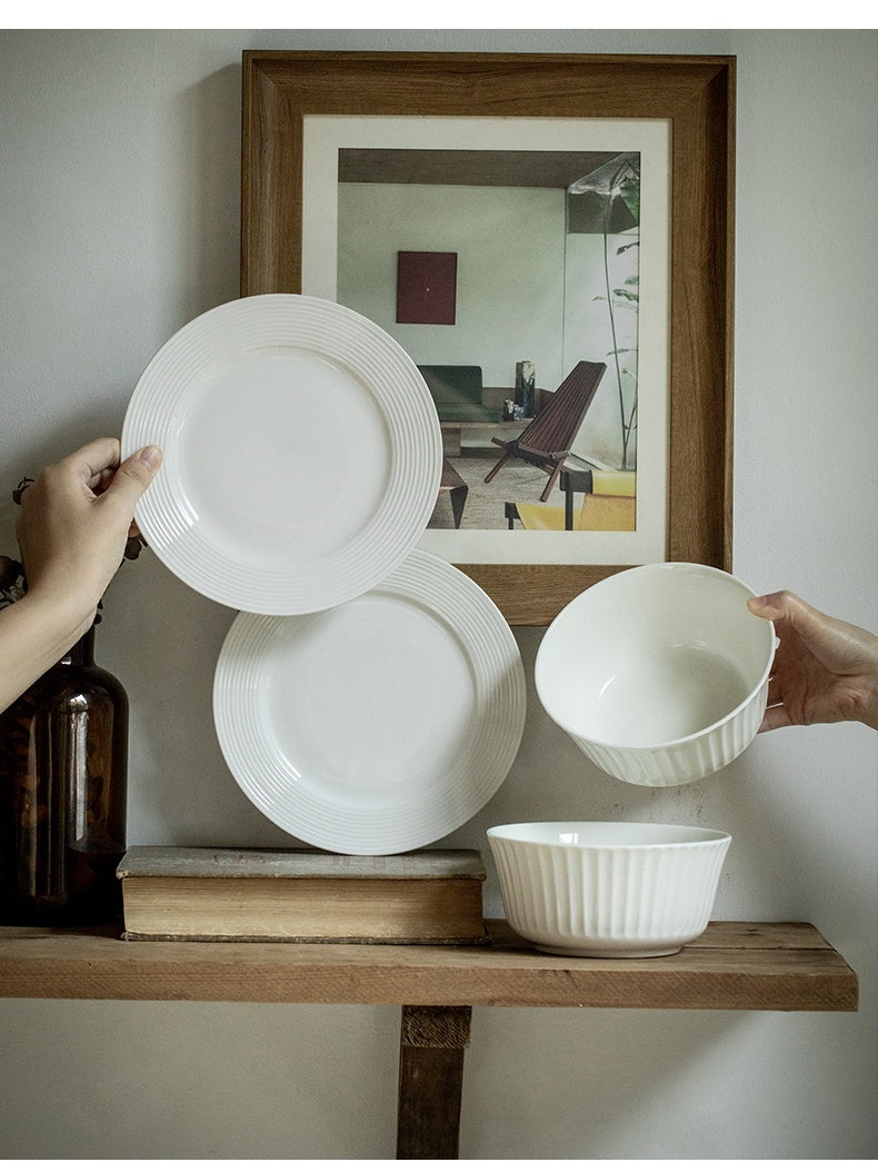 Simple Classic Ceramic Flat Plate Dish